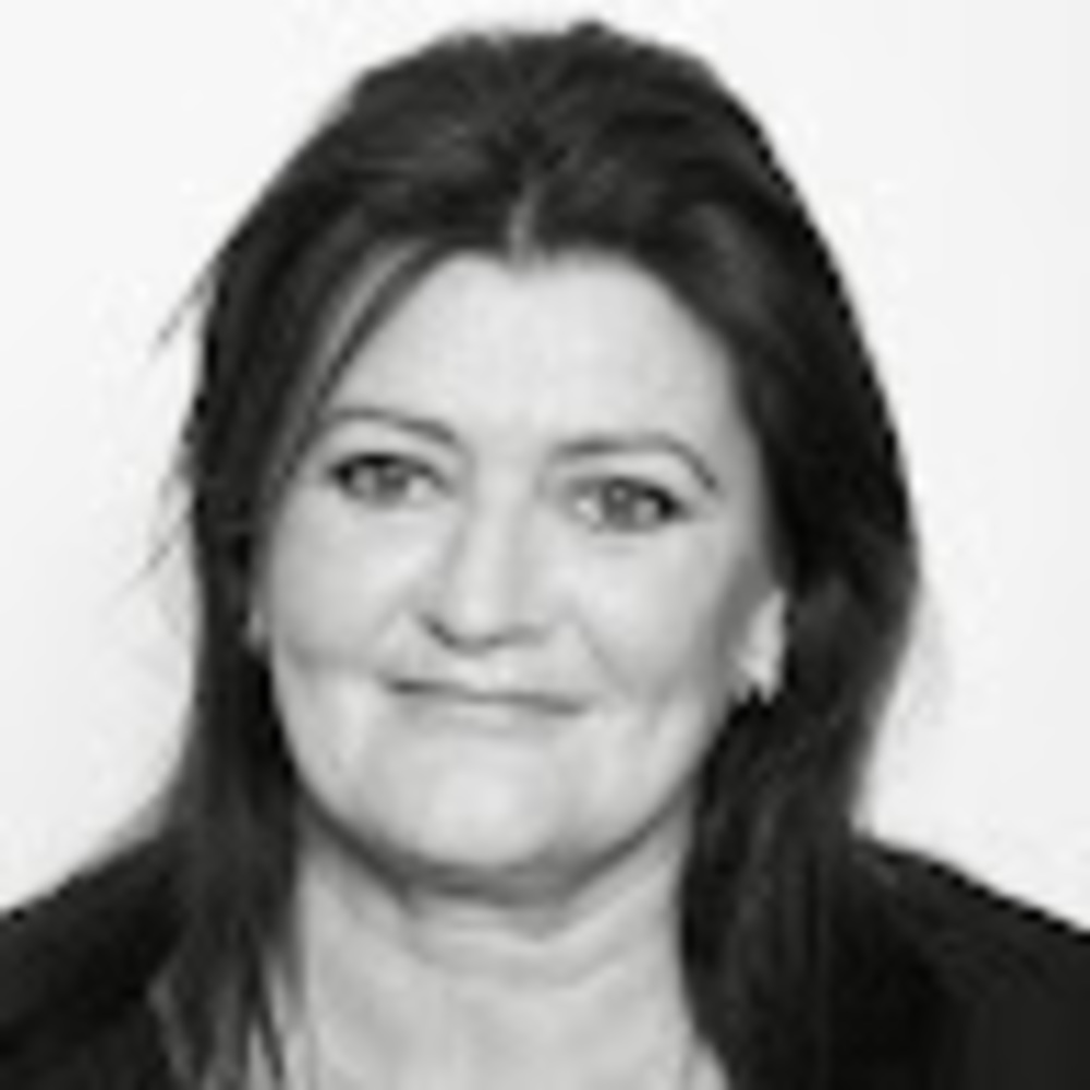 Meet your Posher, Leila